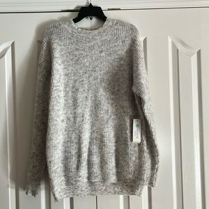 Oversized gray sweater